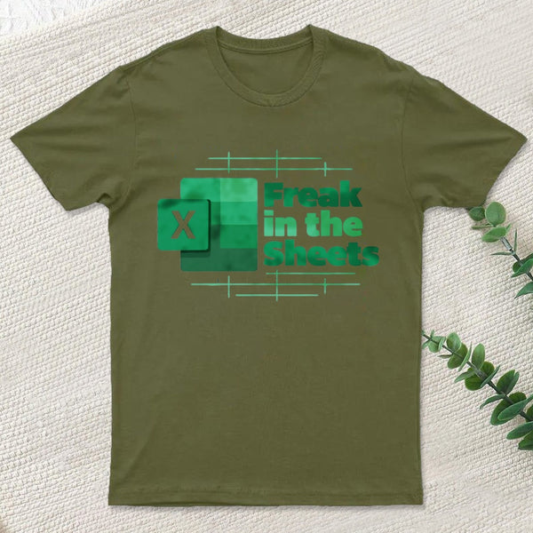 Freak In The Sheets Green Design teeforgeeks T-Shirt