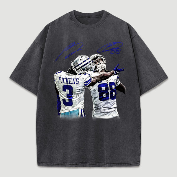 Vintage Close-Up Football Athlete Signature Graphic Washed T-Shirt
