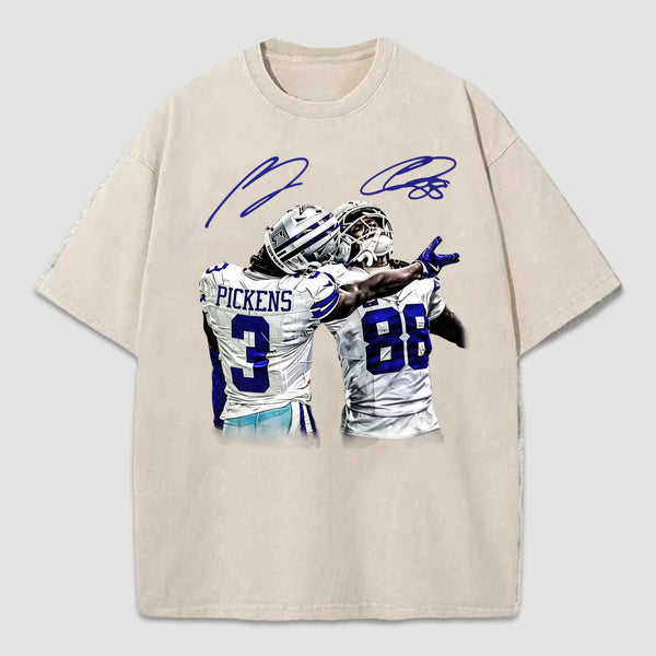 Vintage Close-Up Football Athlete Signature Graphic Washed T-Shirt