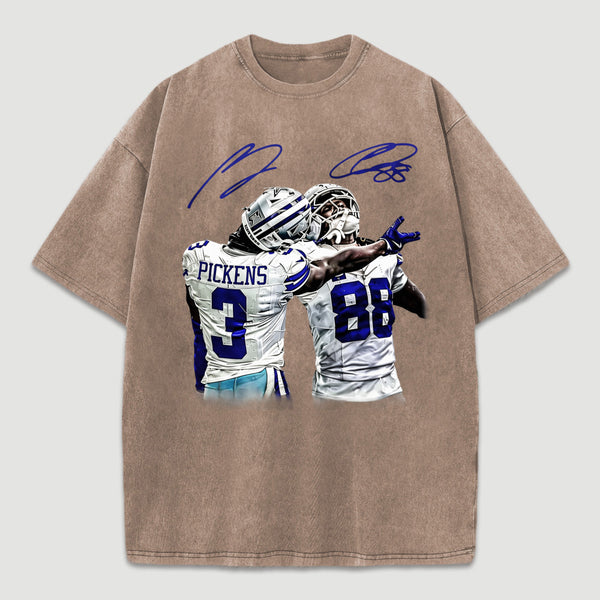 Vintage Close-Up Football Athlete Signature Graphic Washed T-Shirt