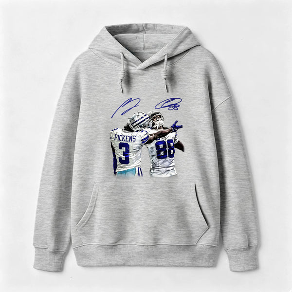 Vintage Close-Up Football Athlete Signature Graphic Washed T-Shirt Hoodie